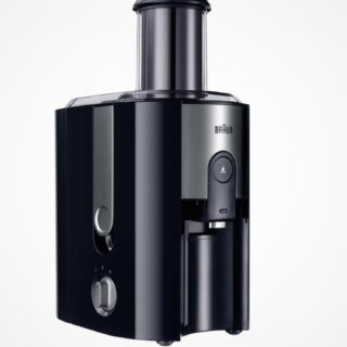Centrifugeuse Braun Multiquick 7 en Noir Brillant avec moteur de 900W, cheminée large de 75mm, collecteur de jus de 1,25L et bec anti-éclaboussures en acier inoxydable, conçue pour une extraction efficace et un nettoyage facile.